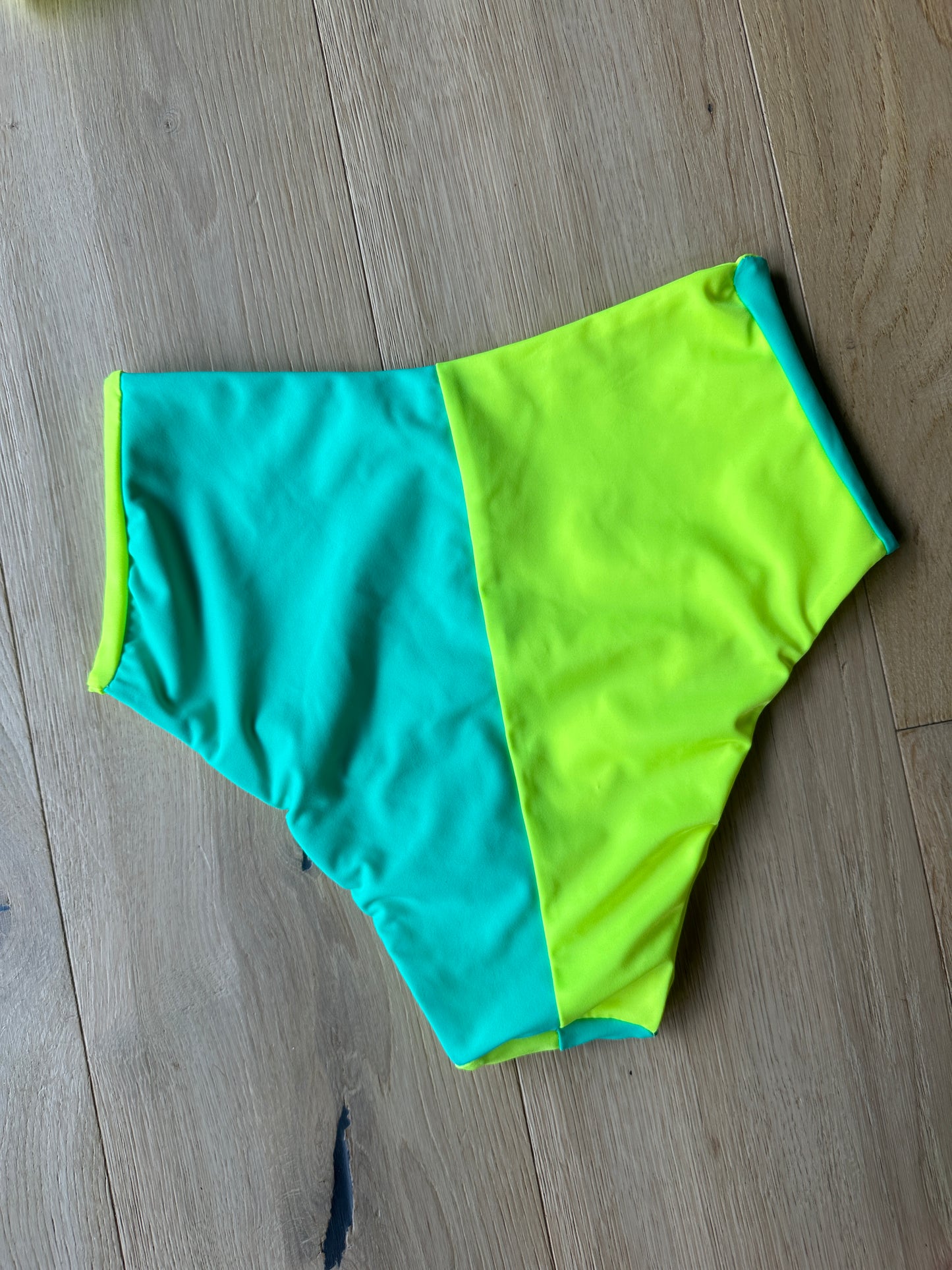 Neon Yellow x Turquoise Mid Rise S